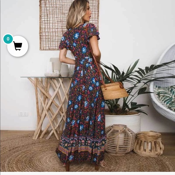 Boho Beach Hut V neck wrap dress - Picture 3 of 3